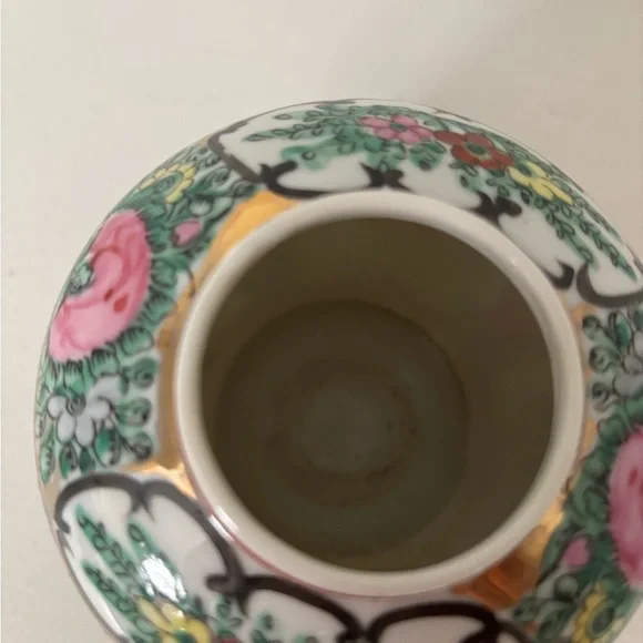 Vintage porcelain Japanese ginger jar pink and green - Picture 6 of 11